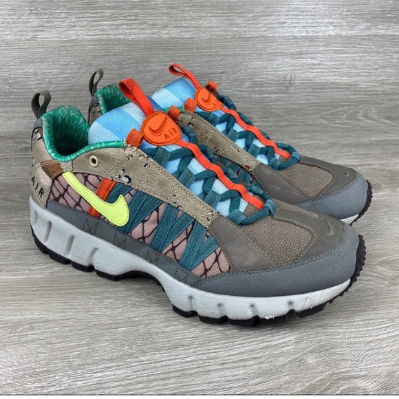 ✔️LIKE NEW ✔️Nike Air Humara 17 Premium steel green cameo running shoes. - Picture 3 of 9